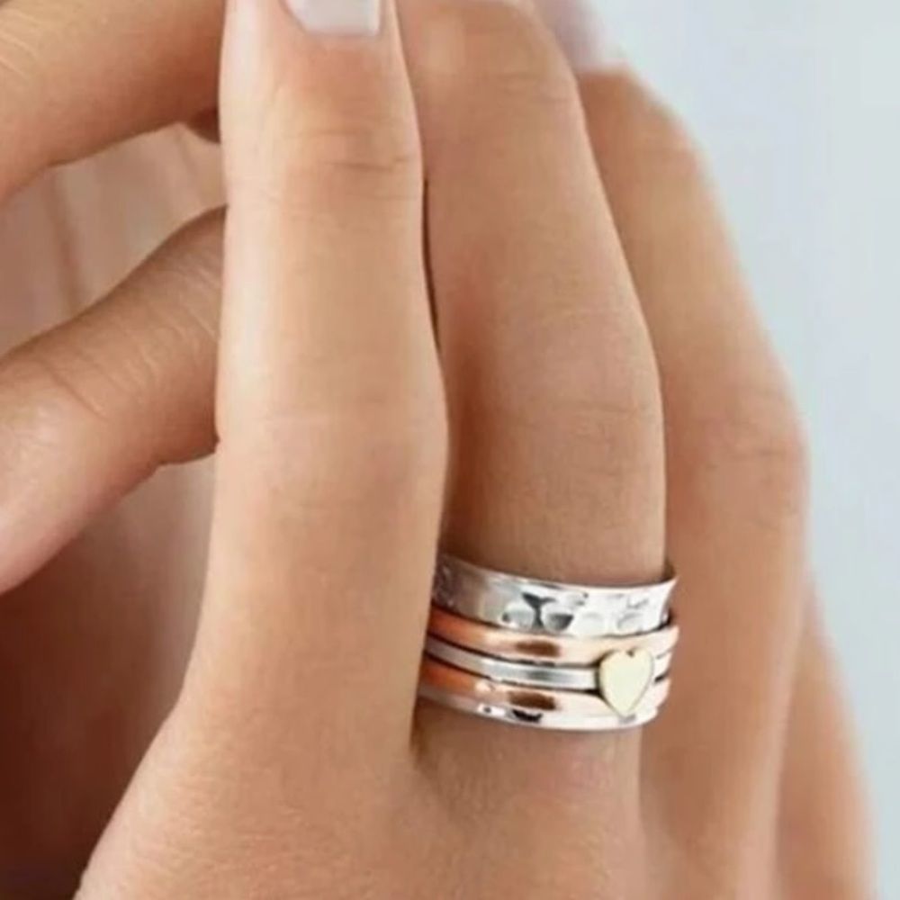 NEW! HEART RING - Picture 5 of 5